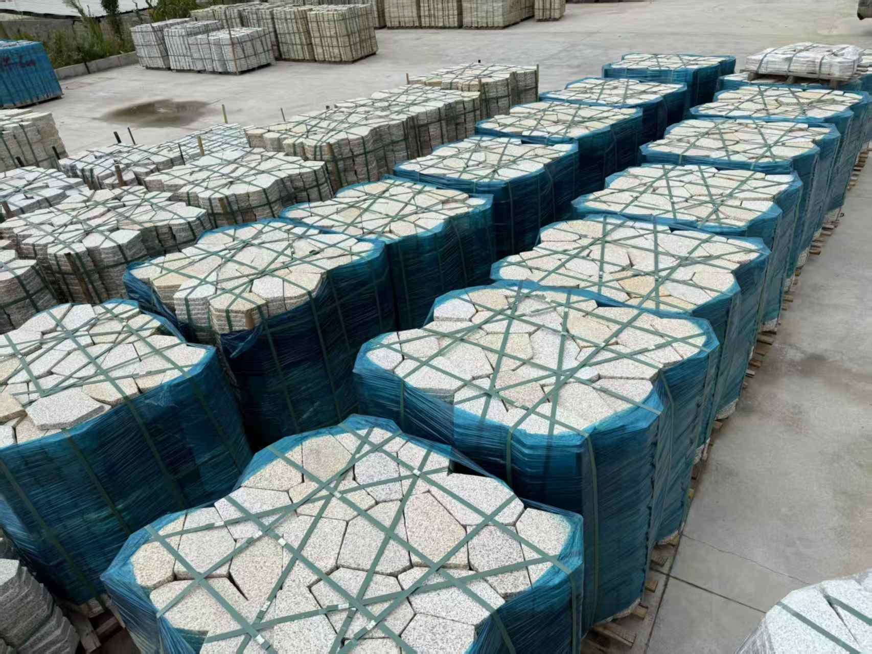 南阳黄金麻冰裂纹 碎拼