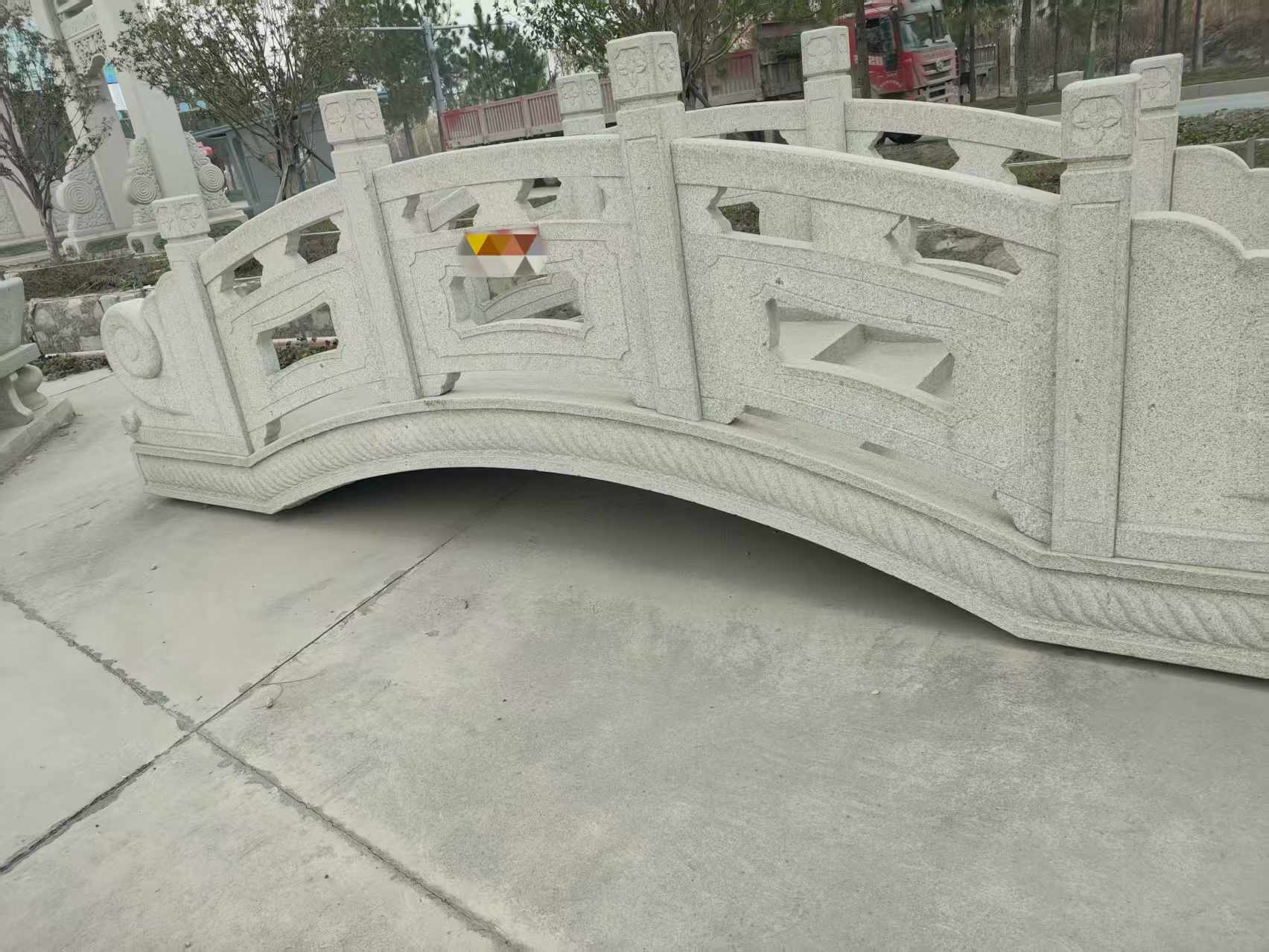 南阳芝麻白拱桥，石桥